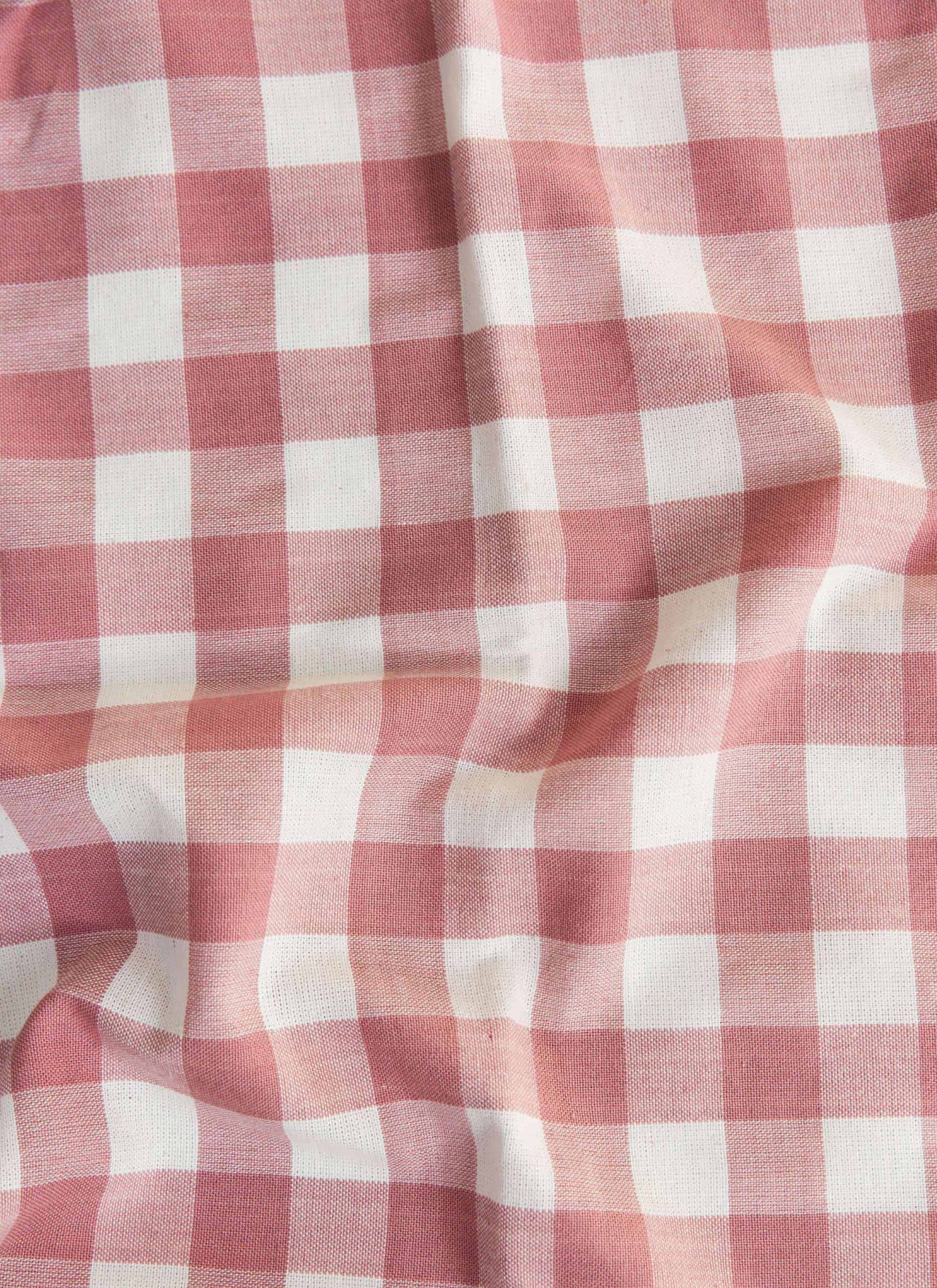 Heather Taylor Home Gingham Rosa Tablecloth - Thumbnail 2