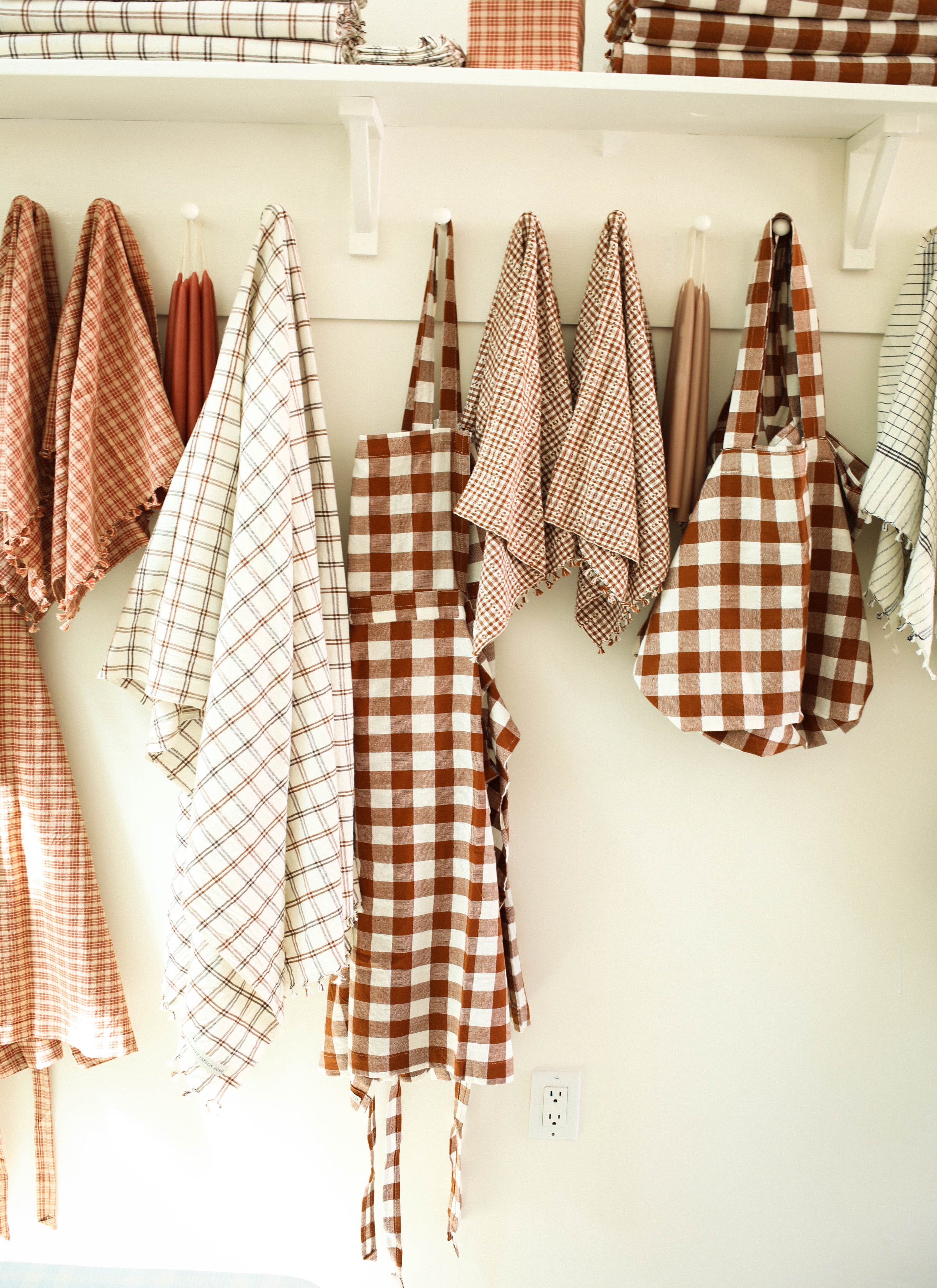 GINGHAM - Nutmeg Tote Bag – Heather Taylor Home
