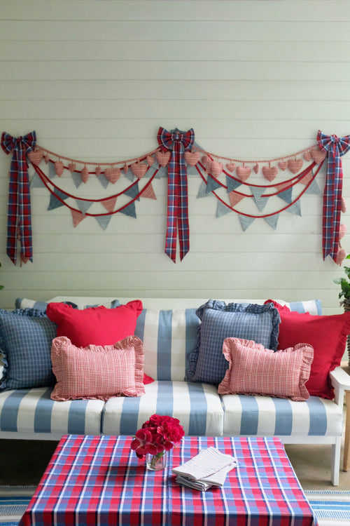 SOLID - Red Pillow