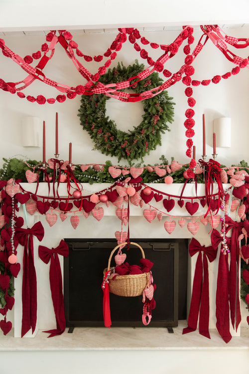 SOHO - Red Hearts Garland