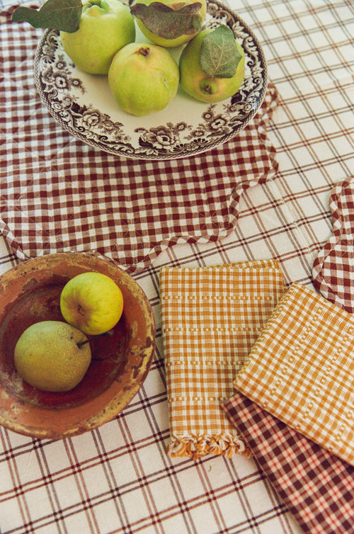 MINI GINGHAM - Nutmeg Scalloped Edge Placemat
