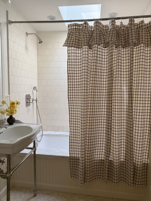 MAYFAIR - Nutmeg Ruffle Shower Curtain