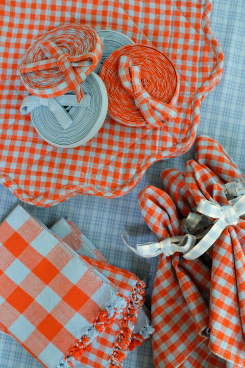 MINI GINGHAM - Matador Scalloped Edge Placemat