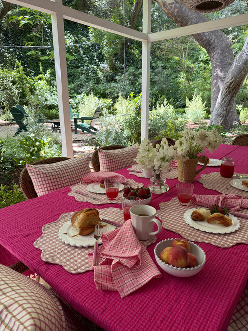 SOHO - Two Toned Fuchsia Tablecloth