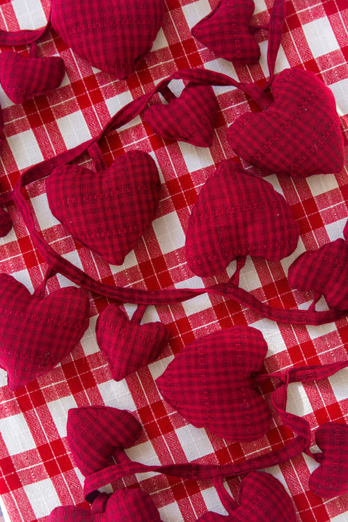 SOHO - Bordeaux Hearts Garland