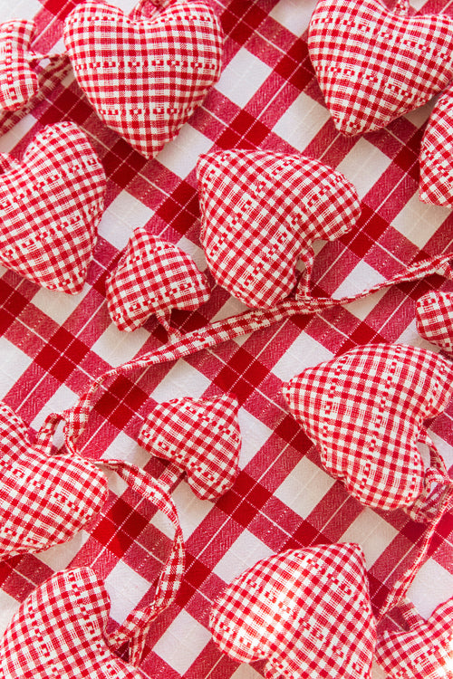 SOHO - Red Hearts Garland