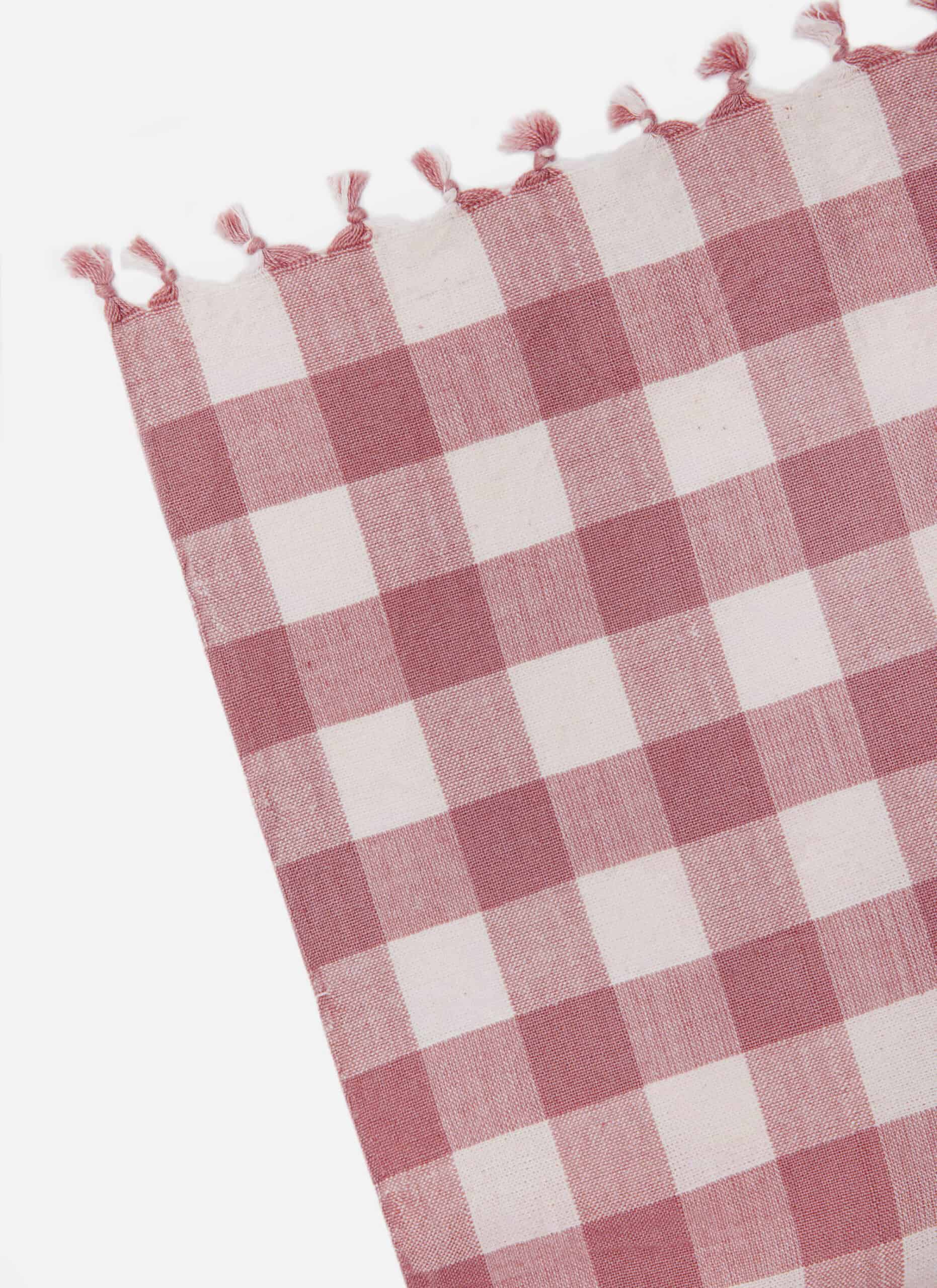 Heather Taylor Home Gingham Rosa Tablecloth - Thumbnail 5