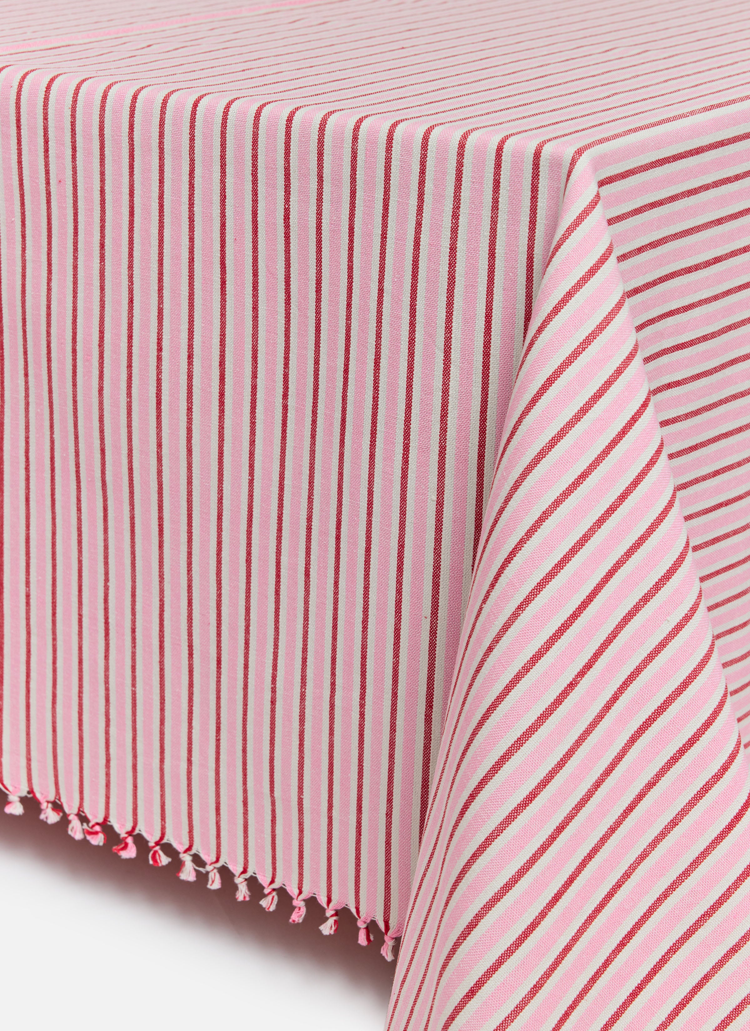 PETITE STRIPE - Valentine Tablecloth – Heather Taylor Home