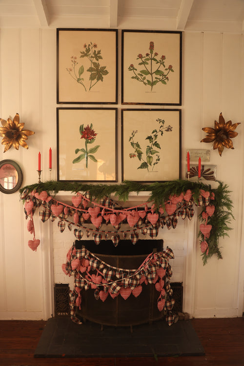 IDYLLWILD PLAID - Multi Hearts Garland