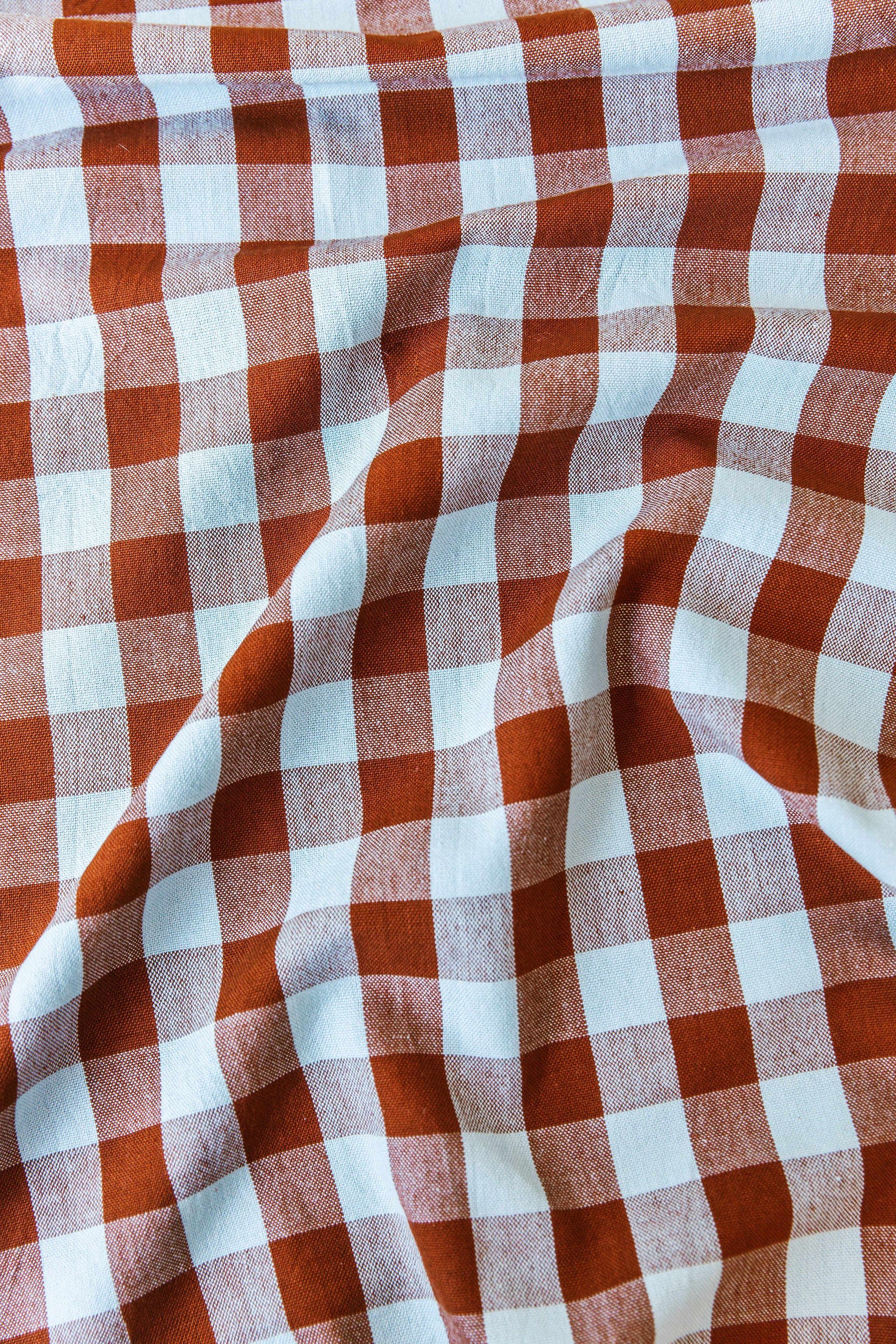 Heather Taylor Home Gingham Tablecloth - Thumbnail 2