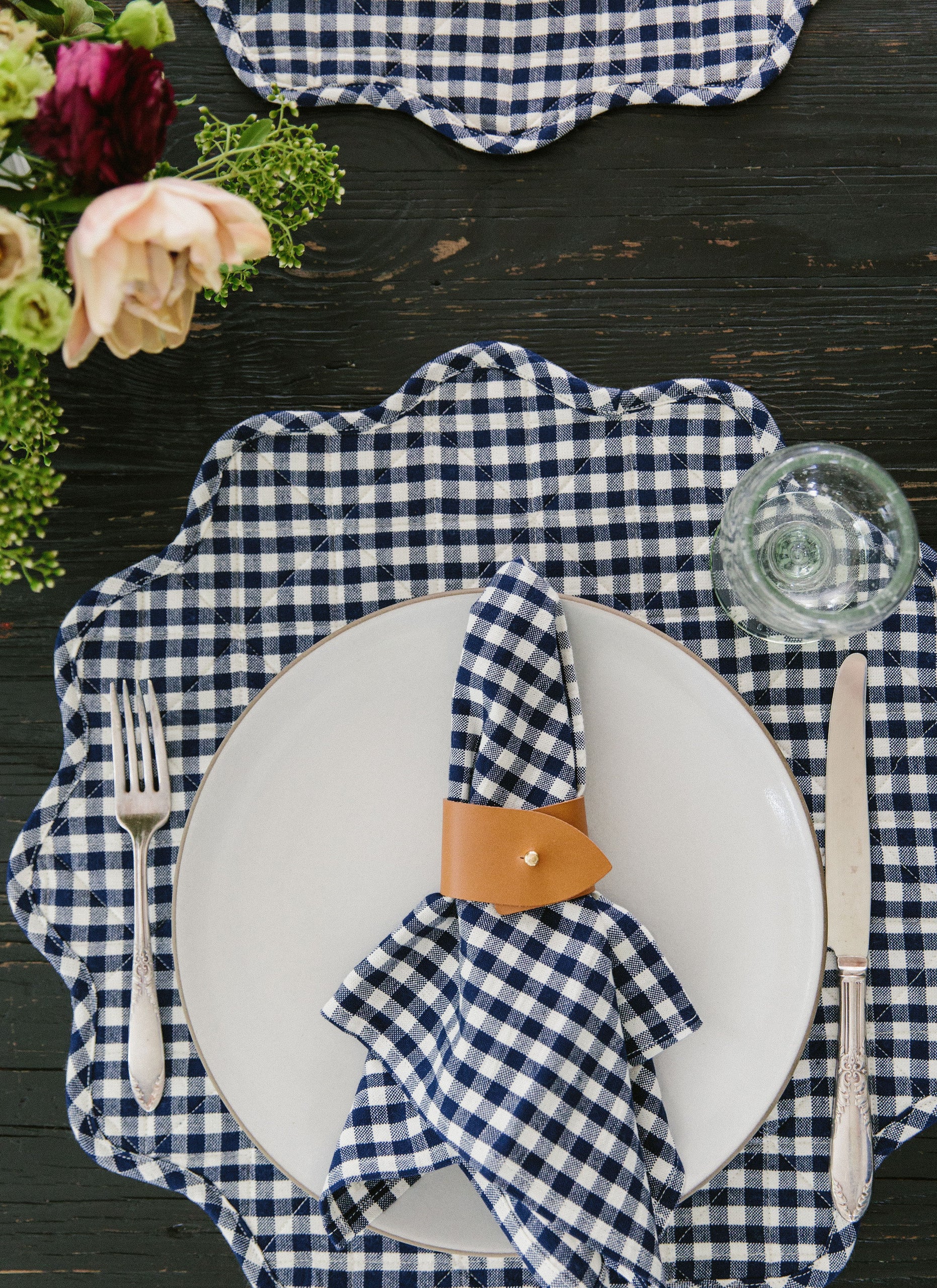 Heather Taylor Home Mini Gingham - Indigo Scalloped Edge Placemat
